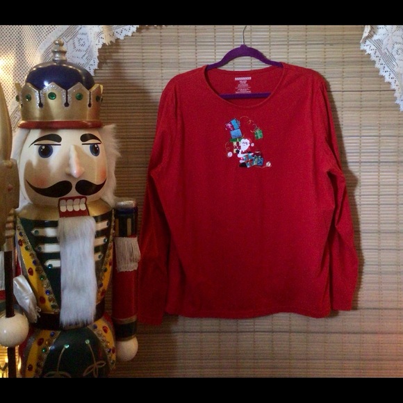 🎄CHRISTMAS holiday Santa appliqué festive top - Picture 10 of 15